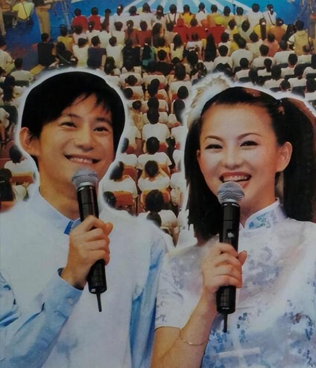 何炅视频_直播舞台危机处理_何炅吴泽林救场