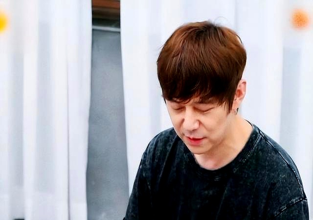 何炅视频_51岁何炅体检报告_何炅身体状态分析