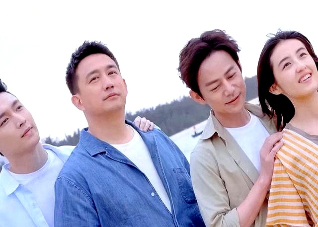 51岁何炅手抖穿线_国民暖男隐性衰老_何炅视频