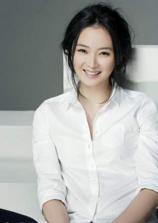 王艳 丈夫比她大11岁 继子王烁比她小8岁_王艳跟王志才的照片