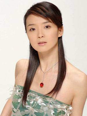 王艳 丈夫比她大11岁 继子王烁比她小8岁_王艳跟王志才的照片