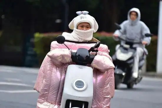 下半年最强冷空气_北方多地气温创新低_强降雪来袭!多地将再度刷新气温新低