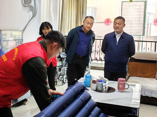 六盘水市人大监督_六盘水市人大社建委调研_群众对六盘水综治环境变好的感想的新闻稿件