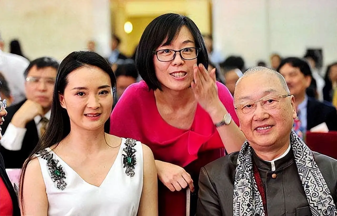 王艳跟王志才的照片_王志才和王艳 相遇故事 王志才 事业奋斗