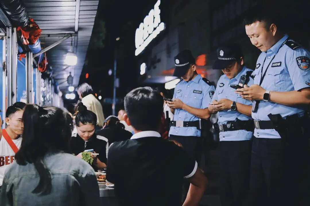 水城区“一中心一张网十联户”基层治理机制_六盘水市水城区平安建设_群众对六盘水综治环境变好的感想的新闻稿件