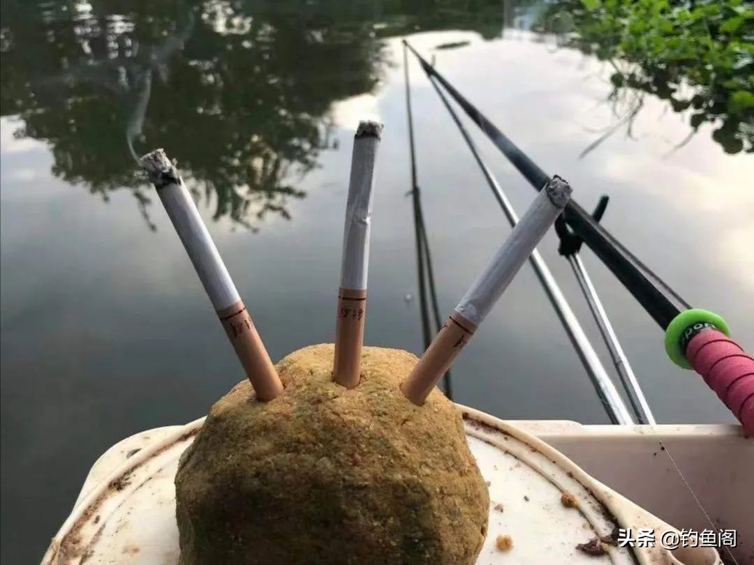 鱼在点烟时咬钩原因_钓鱼未解之谜_钓鱼鱼