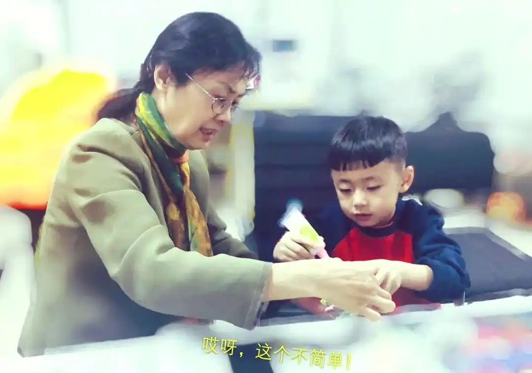 环保活动 小学 废物变宝垃圾桶_废物利用小制作信息报道_废物利用 创新垃圾桶 设计