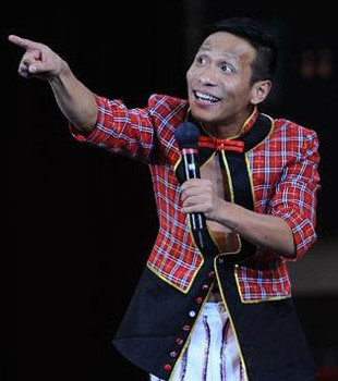 宋小宝成名经历_宋小宝搞笑表演特点_宋小宝碰瓷儿