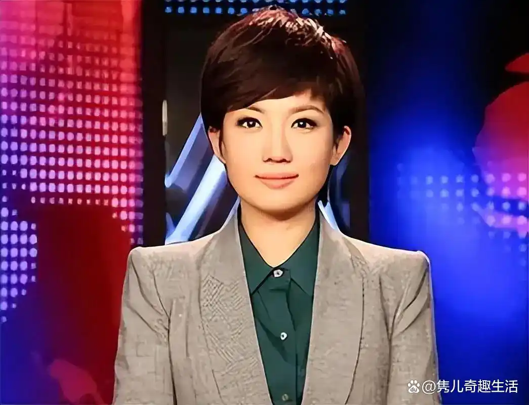 央视美女主持人_cctv13晚间新闻女主持人_董卿主持风格