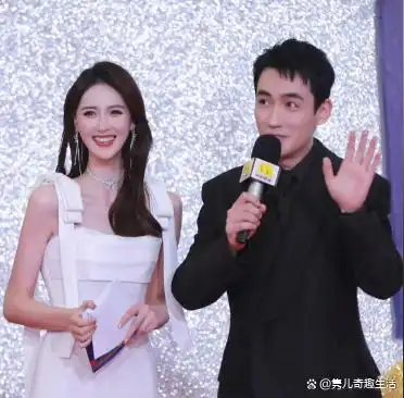 cctv13晚间新闻女主持人_董卿主持风格_央视美女主持人