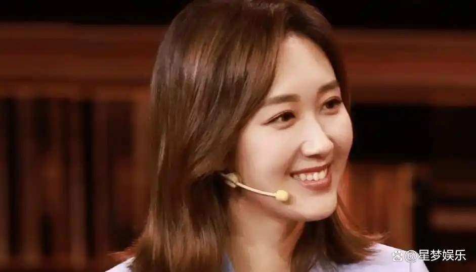 王曦梁央视主持人_cctv13晚间新闻女主持人_央视女主持人