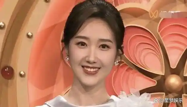 央视女主持人_王曦梁央视主持人_cctv13晚间新闻女主持人