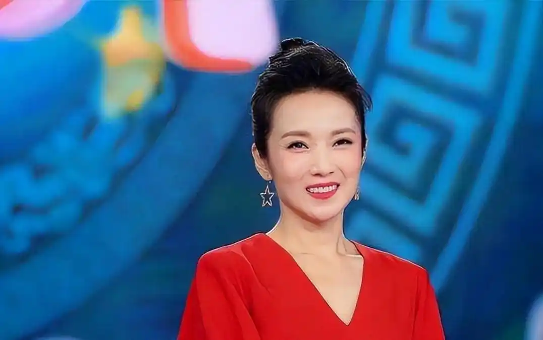 央视美女主持人排名_cctv13晚间新闻女主持人_央视女主持人介绍