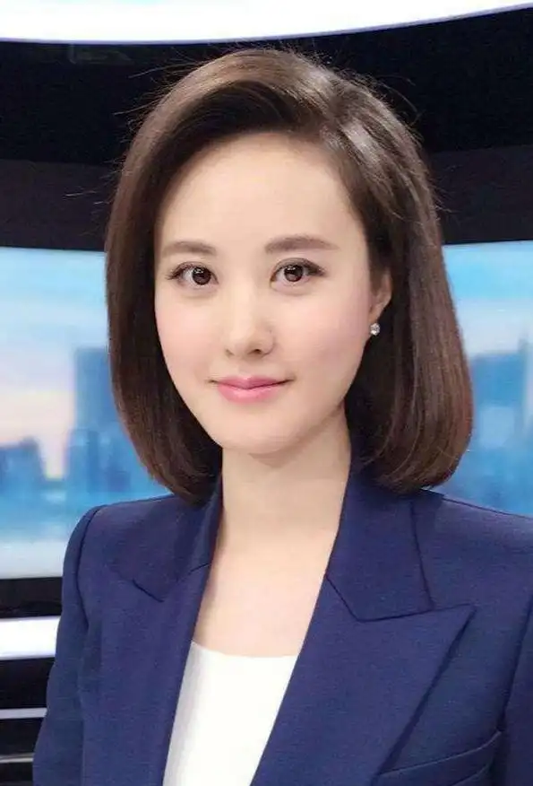 cctv13晚间新闻女主持人_央视女主持人介绍_央视美女主持人排名