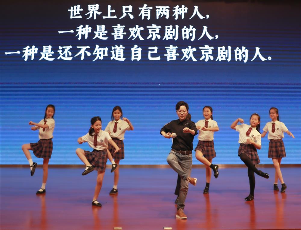 上海戏曲学校_上海少儿学京剧机构_上海京剧团王珮瑜瑜音社京剧小科班