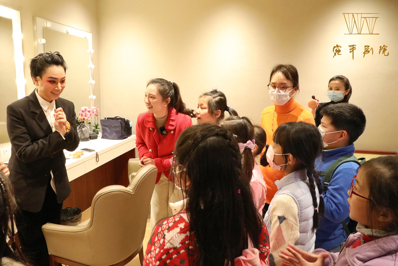 上海戏曲学校_上海京剧团王珮瑜瑜音社京剧小科班_上海少儿学京剧机构