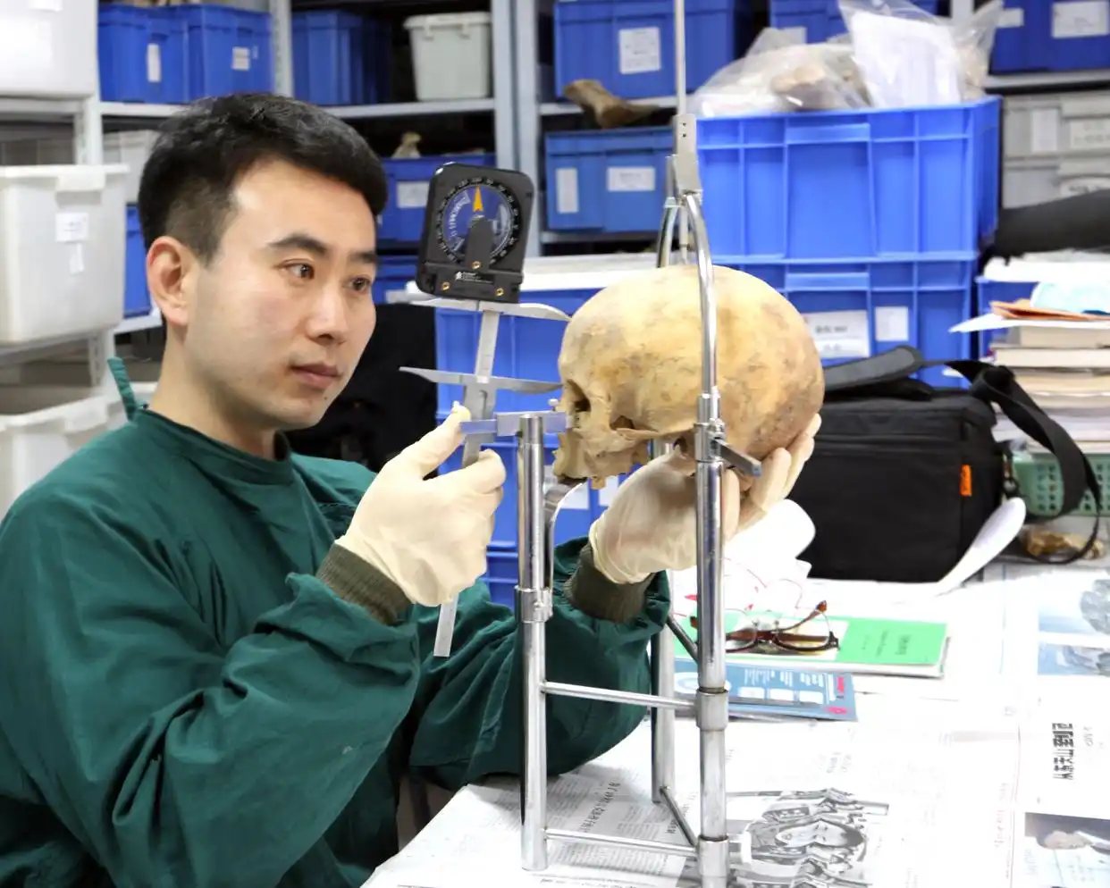 文化遗产保护_科考人员发现1400年前人类活动遗迹_科技考古