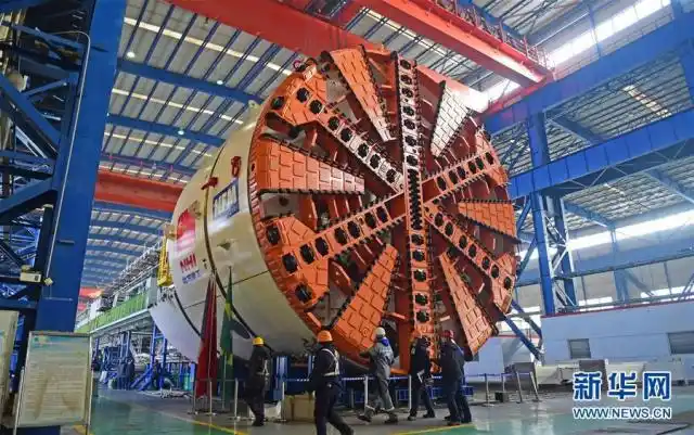 中国发展信心 两会 经济增长政策信号_从一份蓝图 看见中国的明天