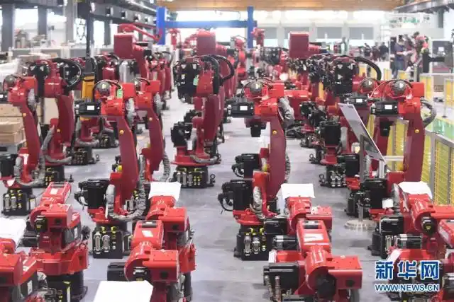 中国发展信心 两会 经济增长政策信号_从一份蓝图 看见中国的明天