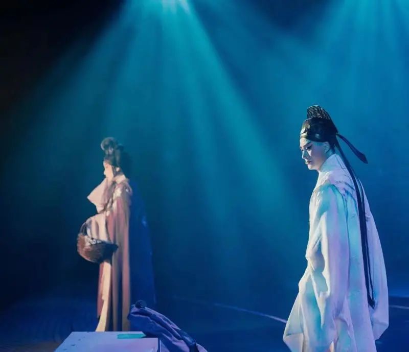 上海戏曲学校_上海戏剧学院附属戏曲学校校长张军_张军昆曲艺术中心创办人