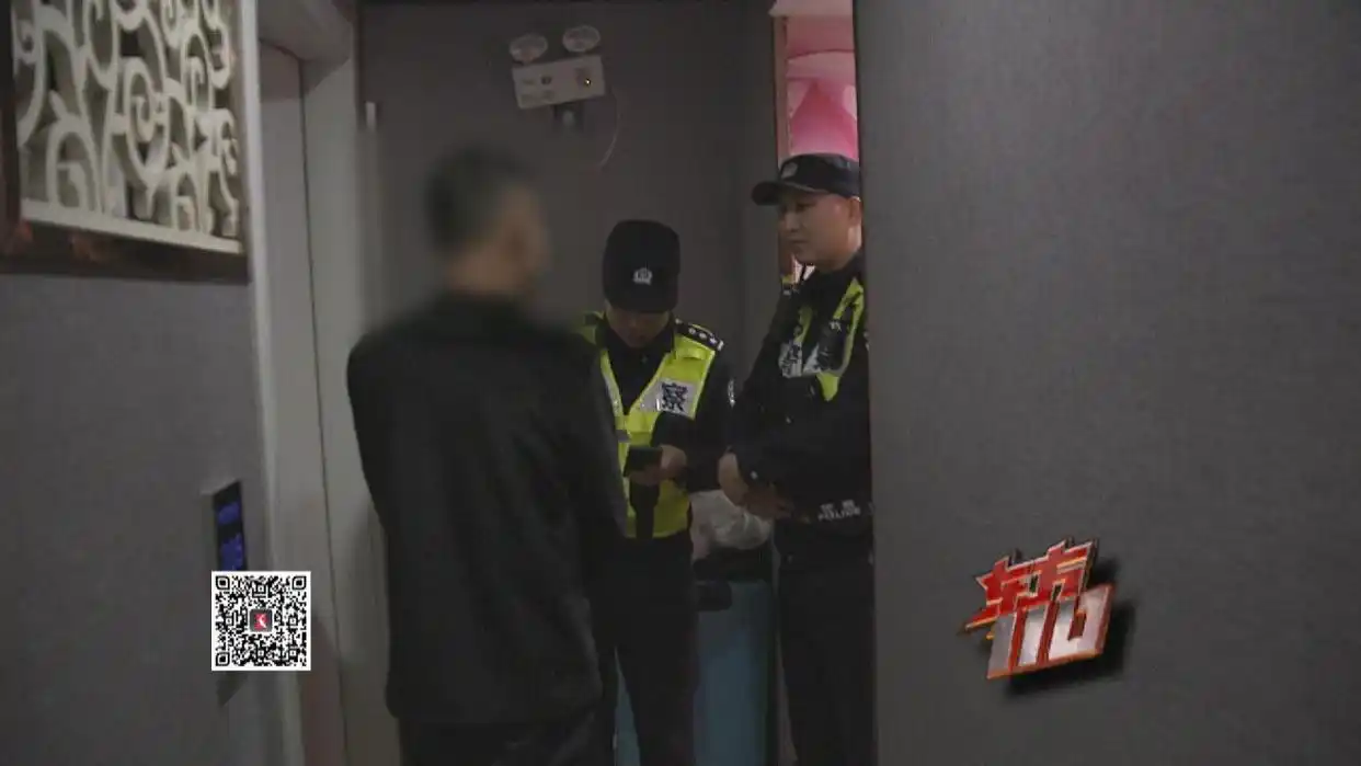 离家出走少女失联48小时警方追踪好心人帮助找到母女矛盾根源_13岁女孩失联7天竟躲空房间玩手机_失联少女警方追踪42小时找到好心人帮助