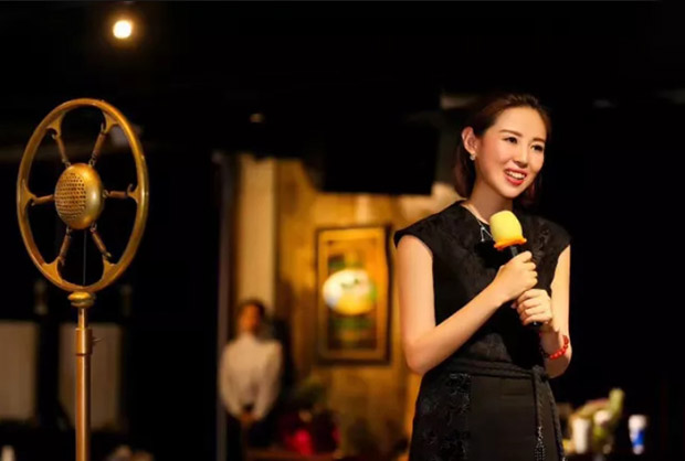 主持人刘婧婚礼_资深私人婚礼策划师胡婧文_明星婚礼策划师胡婧文