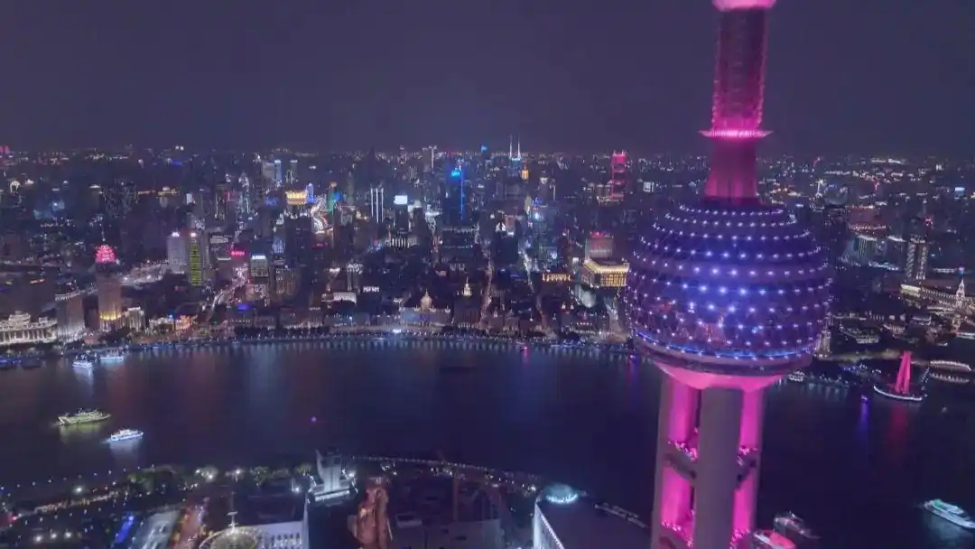 离家出走失联两天报警_13岁女孩失联7天竟躲空房间玩手机_青春期母女矛盾调解