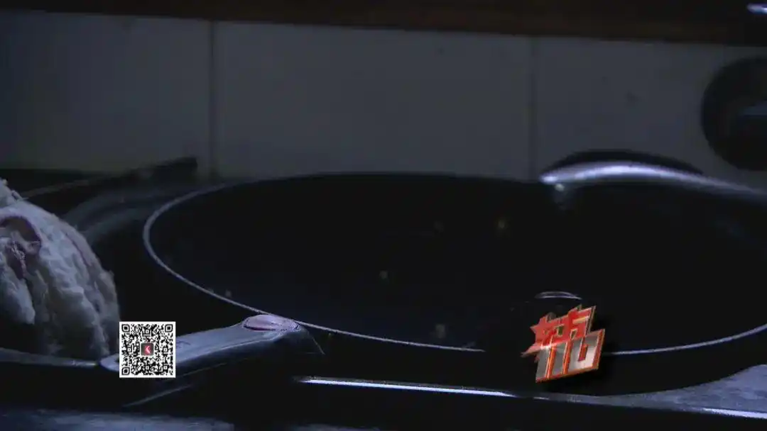 离家出走失联两天报警_13岁女孩失联7天竟躲空房间玩手机_青春期母女矛盾调解