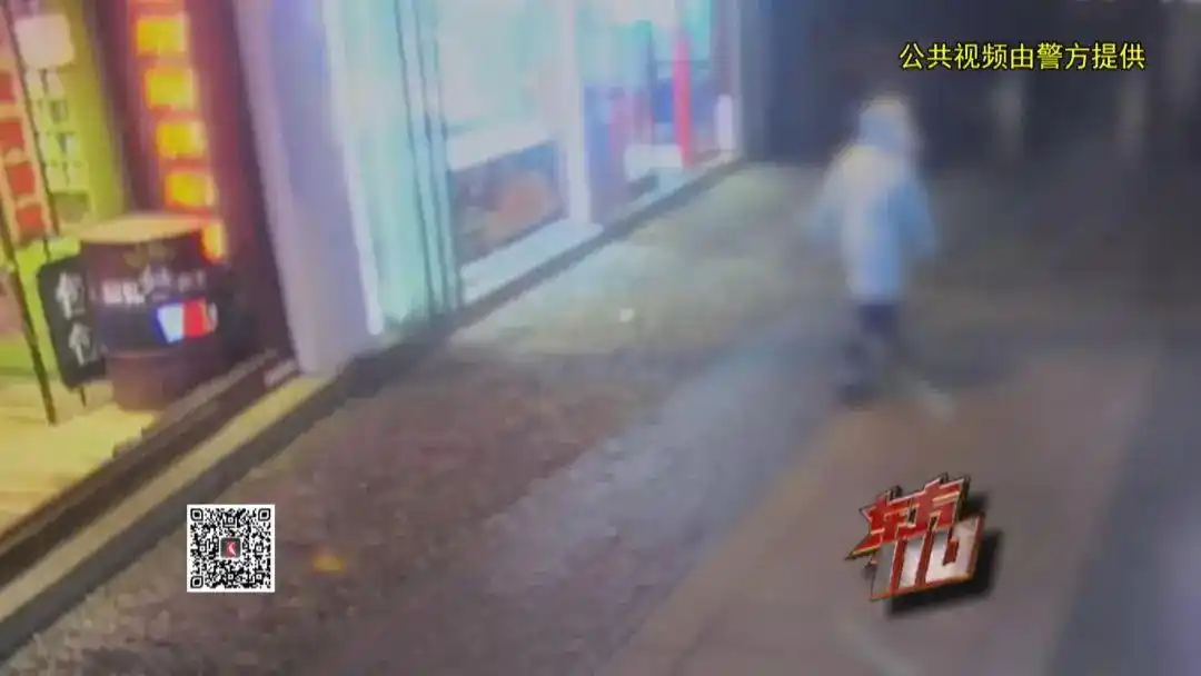 13岁女孩失联7天竟躲空房间玩手机_青春期母女矛盾调解_离家出走失联两天报警