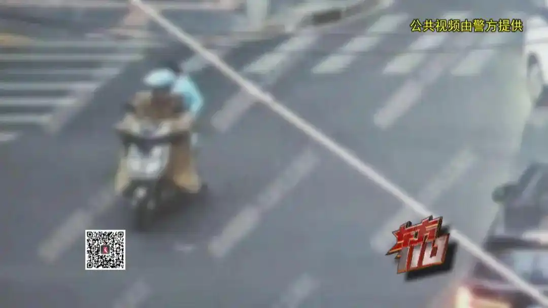 青春期母女矛盾调解_13岁女孩失联7天竟躲空房间玩手机_离家出走失联两天报警