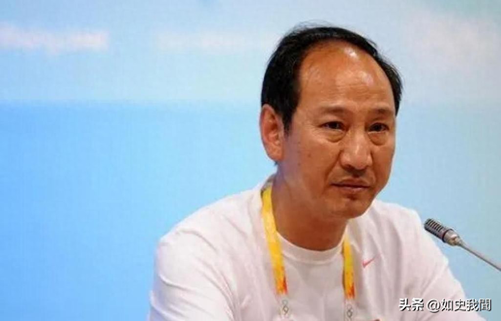 刘翔恩师孙海平现状：多省发工资，5大爱徒都争气，70岁一天2包烟