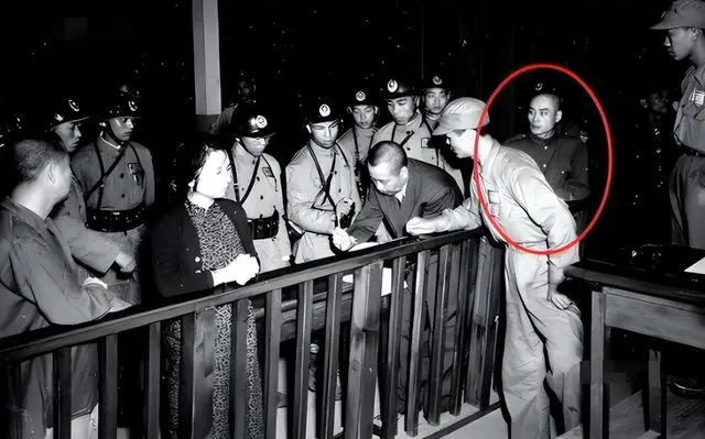 沉默的荣耀刘咏尧 爷爷刘若英 传奇一生_《沉默的荣耀》中刘咏尧是刘若英爷爷