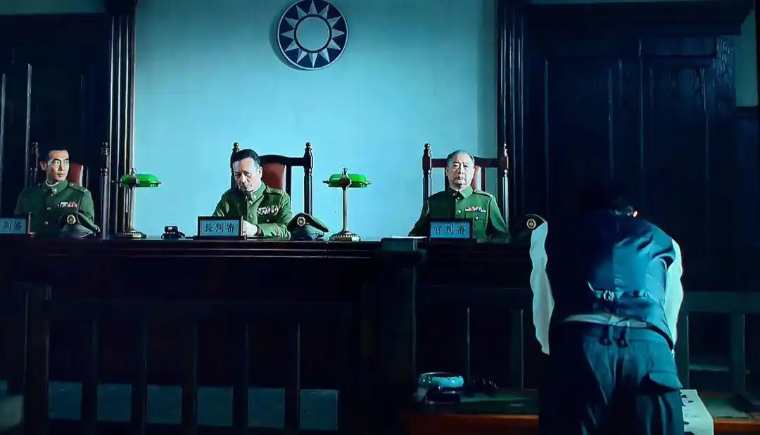 沉默的荣耀刘咏尧刘若英祖父_《沉默的荣耀》中刘咏尧是刘若英爷爷_沉默的荣耀审判官刘咏尧