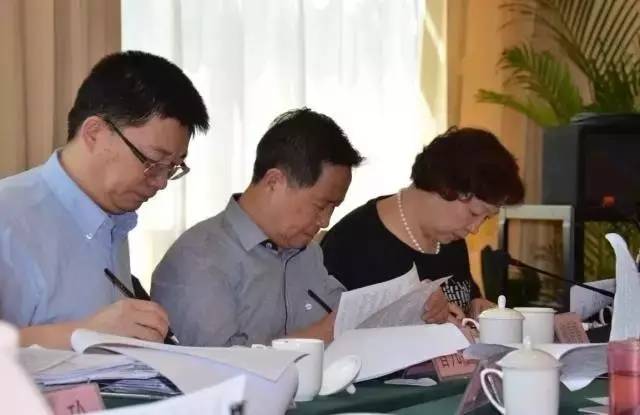 干货 | 为什么这些副刊作品被推荐参加中国新闻奖定评?