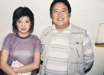 连续霸屏春晚19年笑脸哥缺席原因_春晚笑脸哥真实身份_笑脸哥现在怎么样了