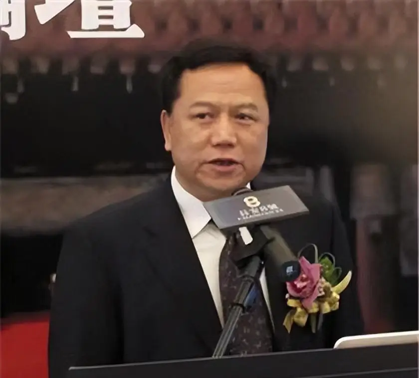 王艳嫁入豪门后的生活_王艳豪门婚姻的真相_王志才比王艳大多少