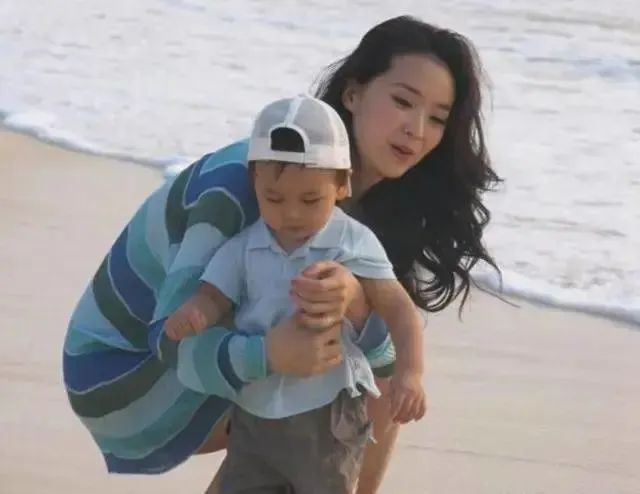 王艳豪门生活揭秘_王志才比王艳大多少_王艳婆婆去世真相