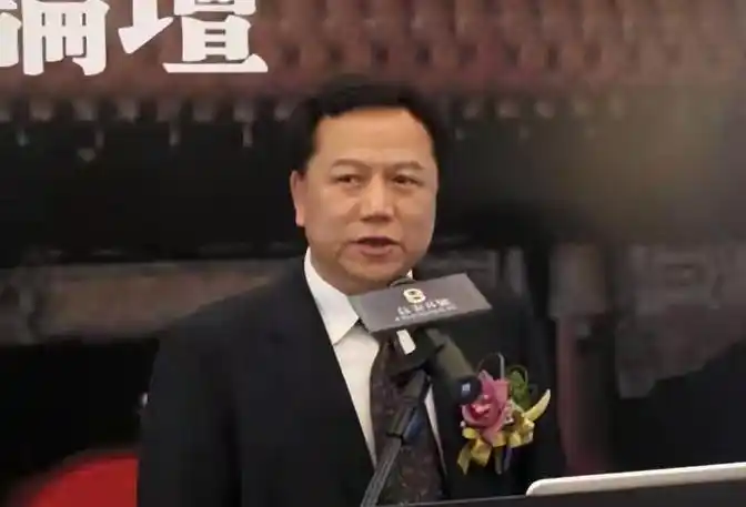 王艳王志才爱情故事_25年婚姻长跑_王志才比王艳大多少