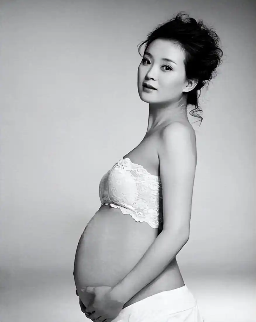 王艳 事业 发展历程_王艳 丈夫 王志才 早年经历_王志才比王艳大多少