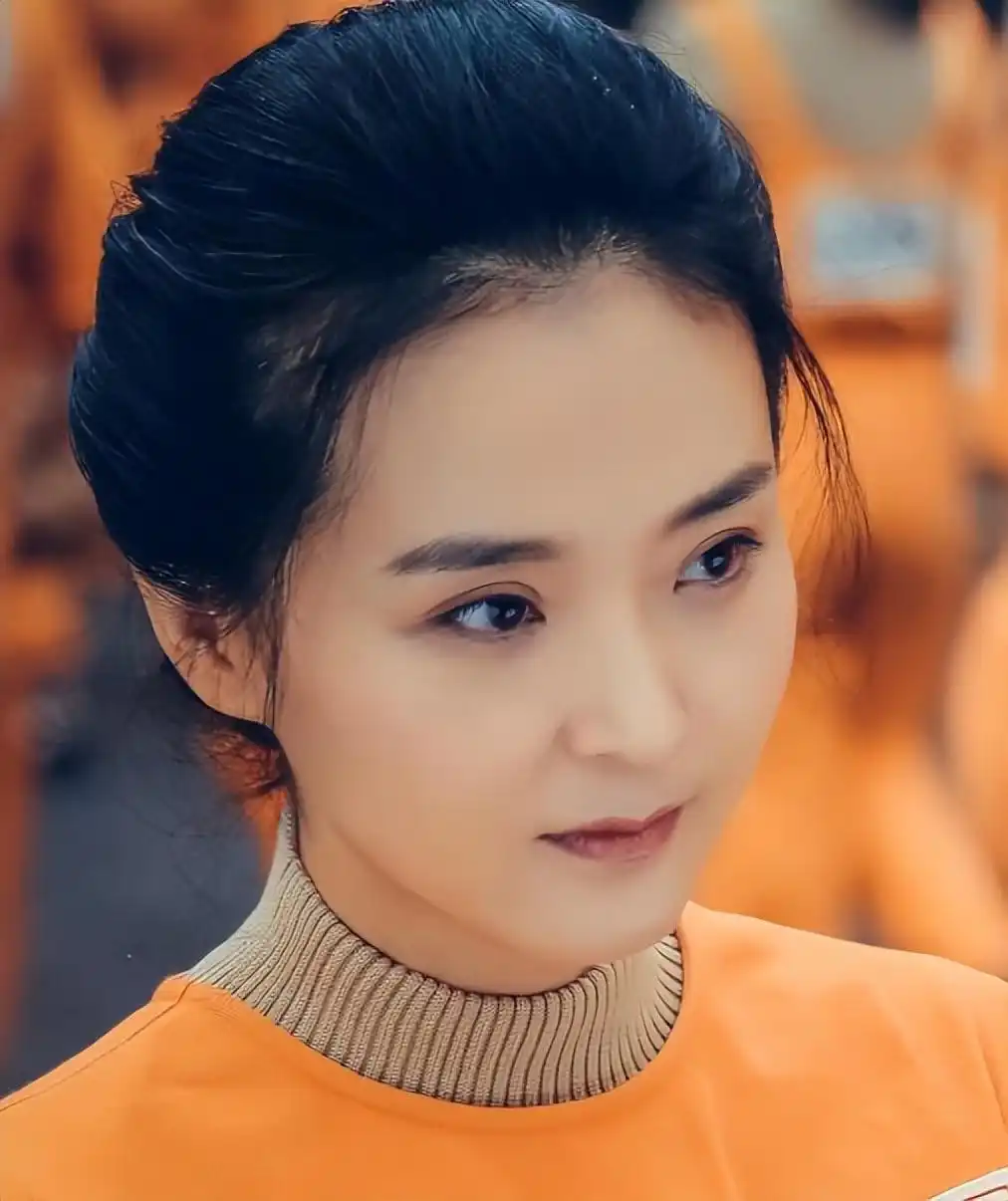 王艳 丈夫 王志才 早年经历_王艳 事业 发展历程_王志才比王艳大多少