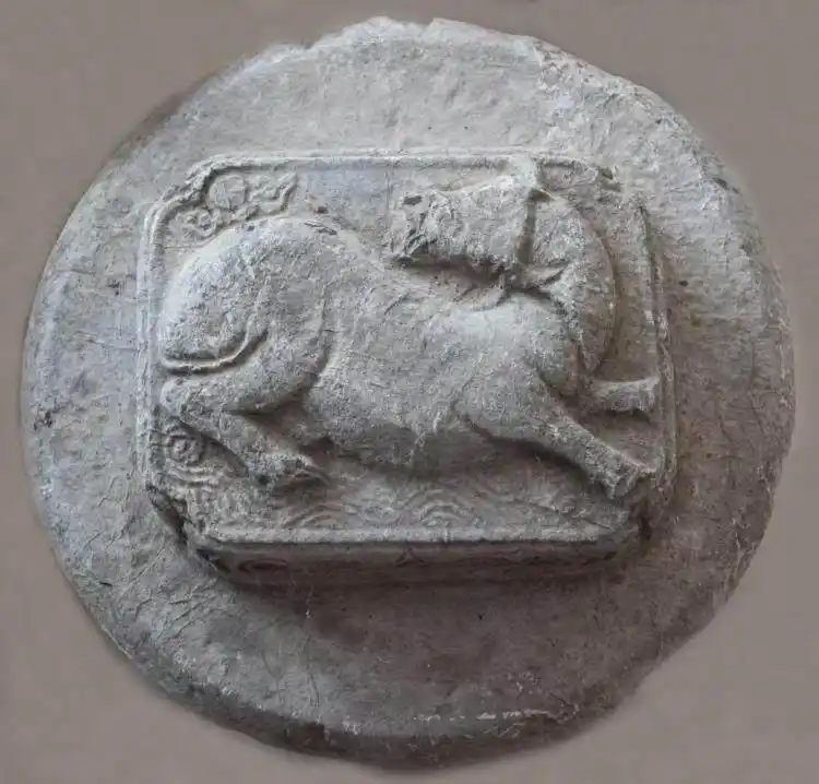 多名“考古学家”白天考古晚上盗墓_考古勘探服务公司法定代表人 非遗传承人 盗墓团伙首要人物