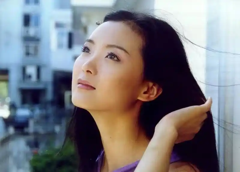 王艳 早年经历_王志才比王艳大多少_王艳 舞蹈生涯