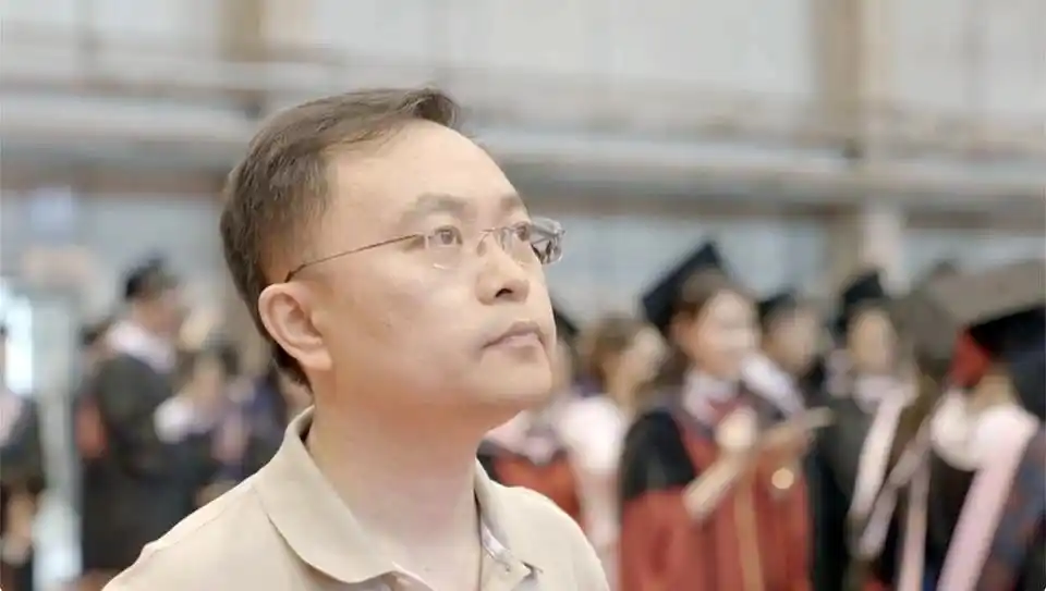 对话“渐冻人”蔡磊：就算明天要“死”了，今天我依然要战斗！