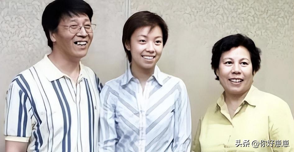 徐威袁立感情纠葛_袁立和徐威有孩子吗_徐威张怡宁婚姻故事
