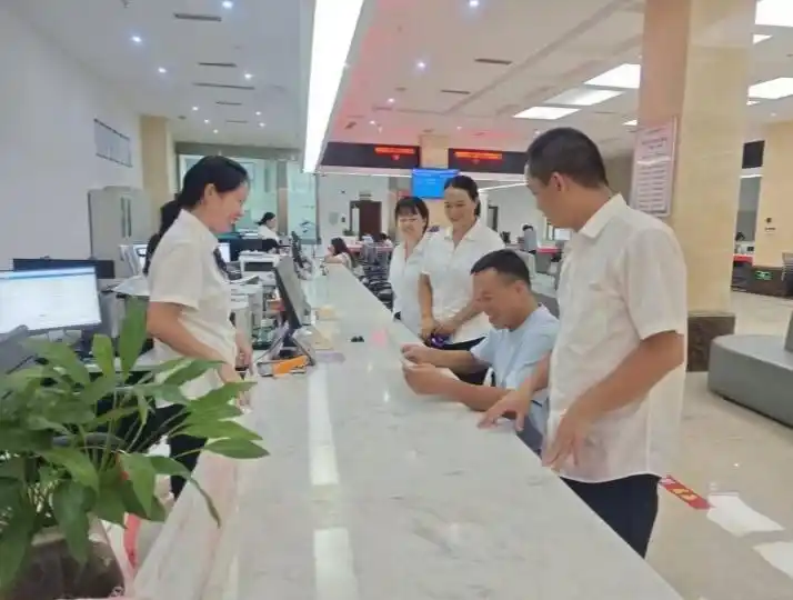 贵州抢抓国家政策机遇经济发展_贵州落实中央一揽子政策经济数据_一揽子增量政策实施效果如何