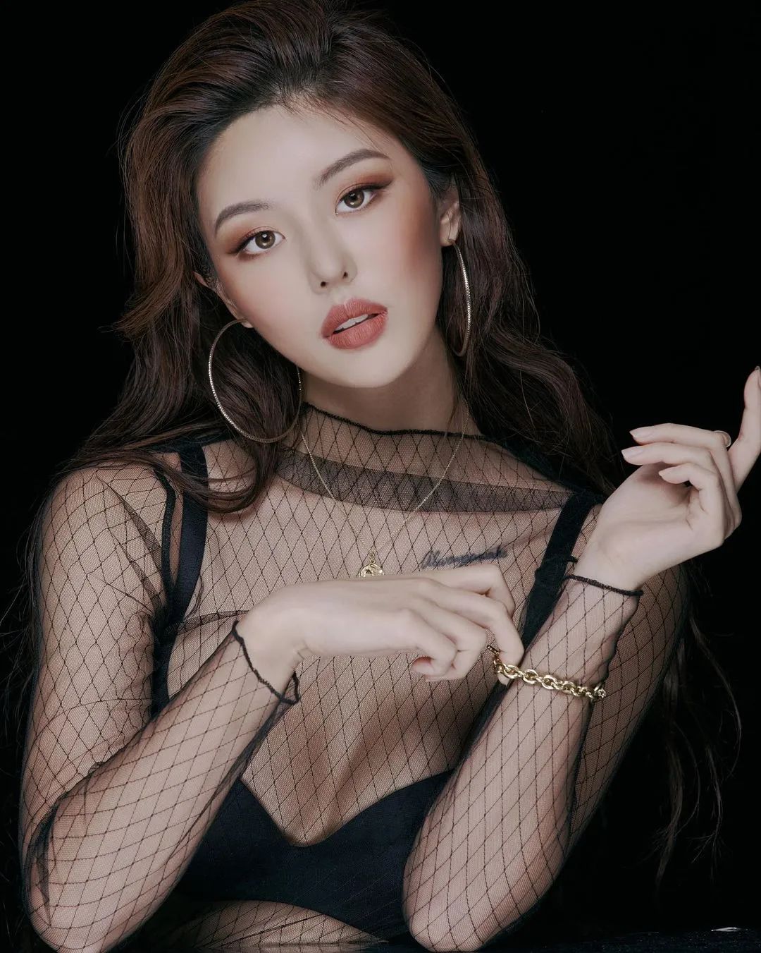 韩国美女赛车手郑宥娜_youna_郑宥娜汽车测评视频