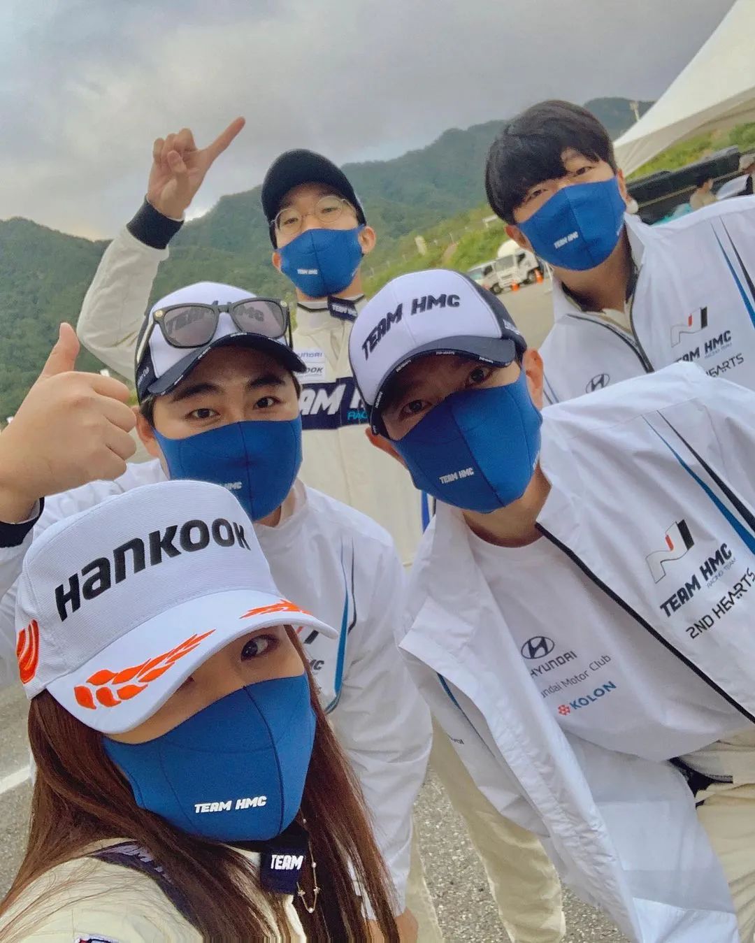 youna_郑宥娜汽车测评视频_韩国美女赛车手郑宥娜