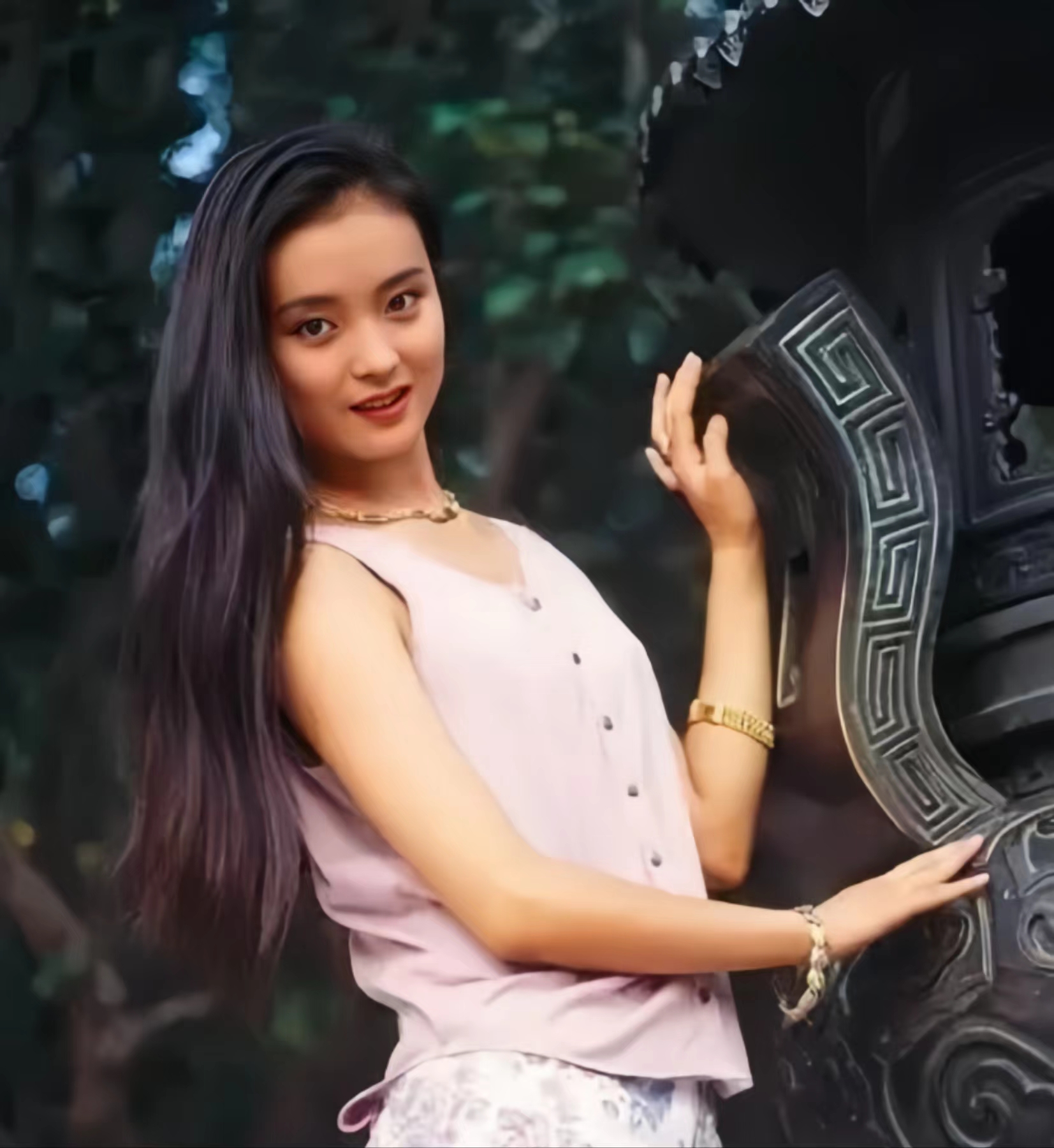 王艳王志才结婚照片_王艳 复出带货_王艳 早期婚姻经历