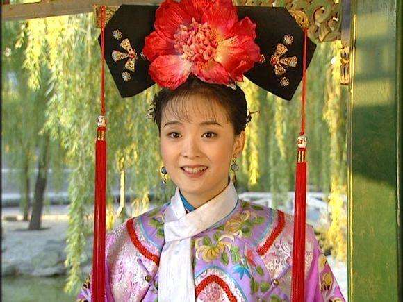 王艳与丈夫相差几岁 豪门老公资料年龄家世背景惊呆众人