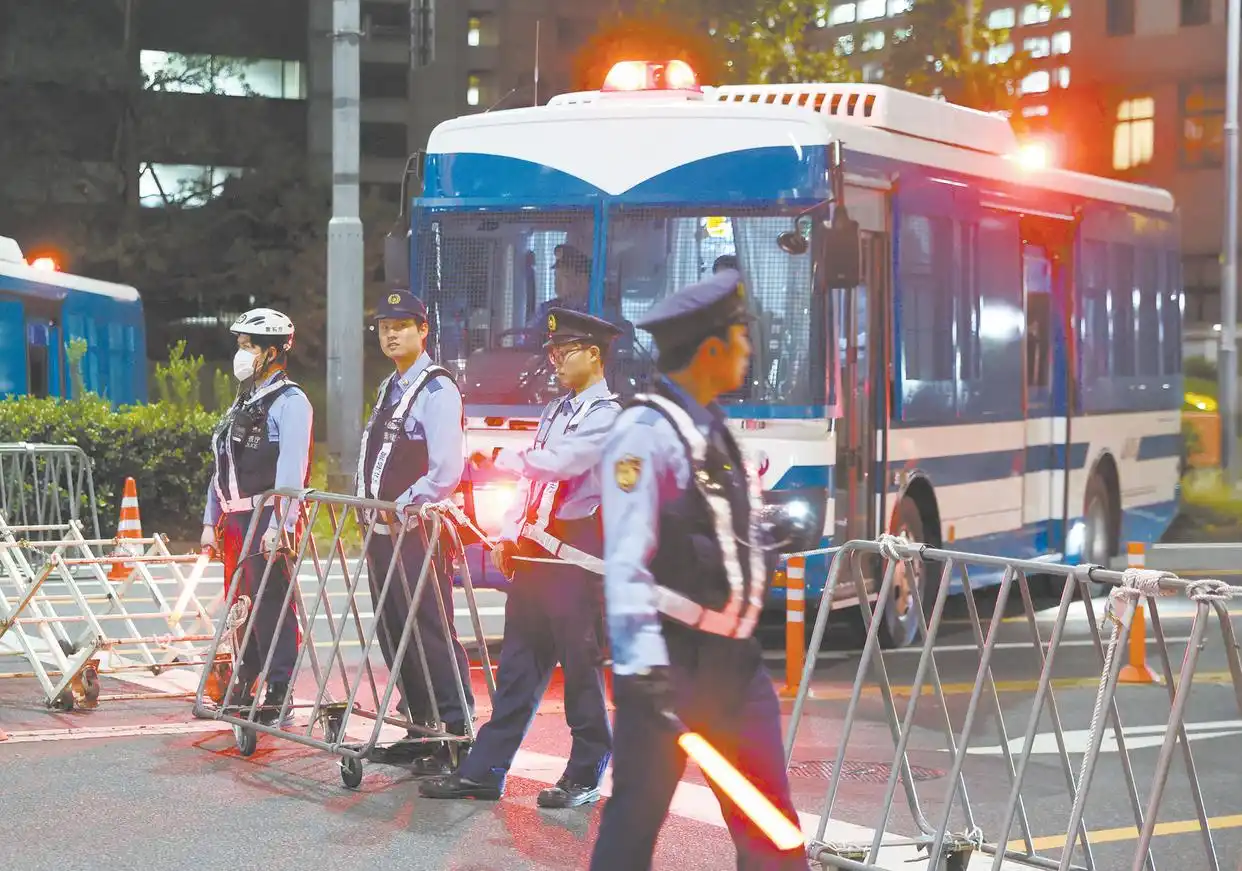 强化高处狙击防范措施，应对“独狼袭击”可疑人员，日本严密戒备迎接特朗普来访